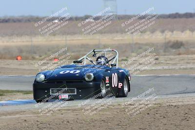 media/Feb-19-2022-Cal Club SCCA Super Tour (Sat) [[420969159b]]/Group 2/Race (Grapevine)/